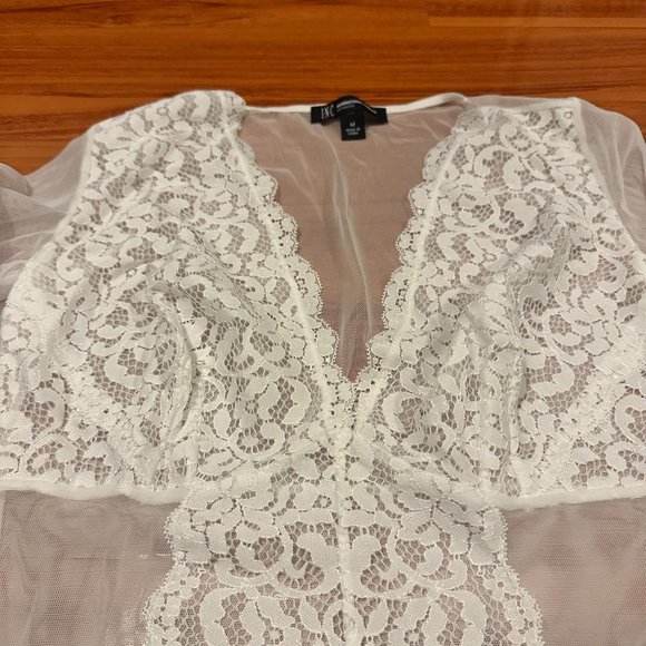 NWT INC Intimates Lingerie Lace Bodysuit Bridal White Long Sleeves Size Medium - Picture 3 of 13